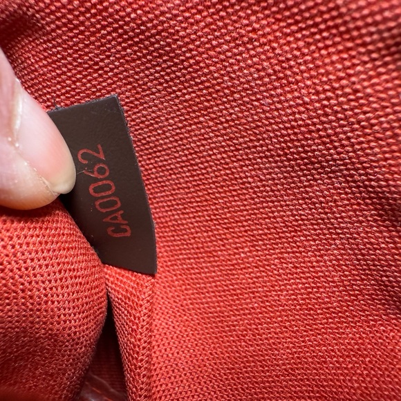 Louis Vuitton Damier Ribiera mini with garment bag cute bag for going out dinner - Picture 12 of 13